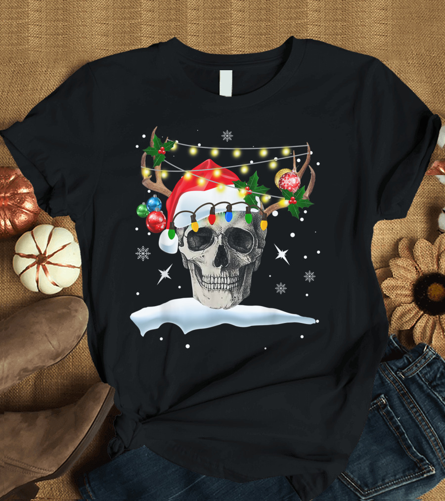 Skull Reindeer Christmas Funny Santa Hat Antlers Holiday Lights Snowflakes T-Shirt