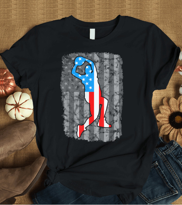 T-Shirt: Vintage American Flag Basketball Silhouette T-Shirt Vintage American Flag Basketball Silhouette T-Shirt