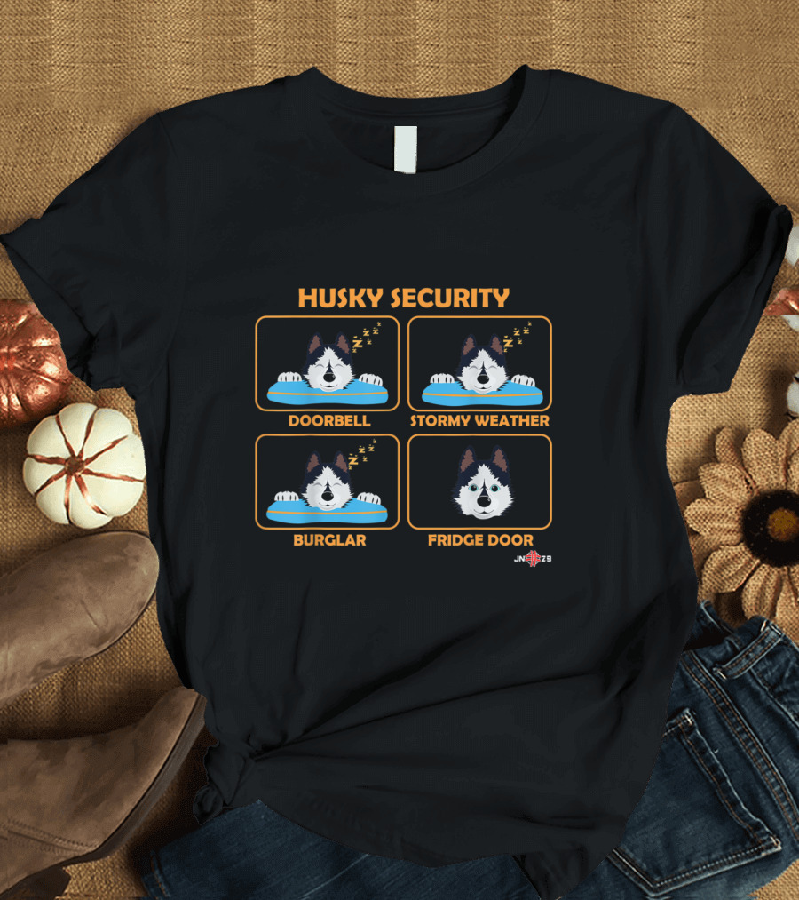 Husky Security Funny Siberian Husky Doorbell Stormy Weather Burglar Fridge Door T-Shirt