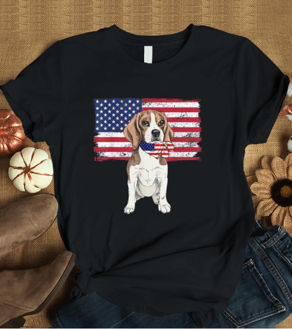 T-Shirt: Beagle with American Flag Scarf and Patriotic Smile T-Shirt Beagle with American Flag Scarf and Patriotic Smile T-Shirt