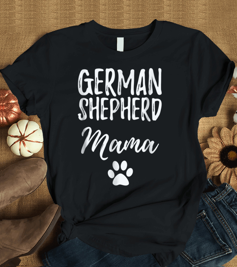 German Shepherd Mama Paw Print Love T-Shirt