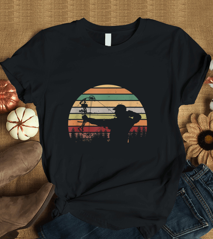 Sunset Silhouette Compound Bow Hunter Funny Mens Huntin Scene T-Shirt