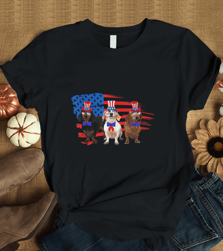 Dachshund Lovers in Patriotic American Flag Style with Uncle Sam Hat T-Shirt