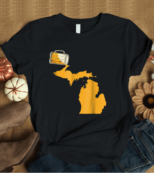 T-Shirt: I Love Beer Pouring Over Map of Michigan USA Funny Pat T-Shirt I Love Beer Pouring Over Map of Michigan USA Funny Pat T-Shirt