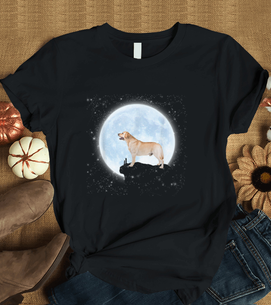 Funny Labrador Lab Dog Howling at Moon T-Shirt