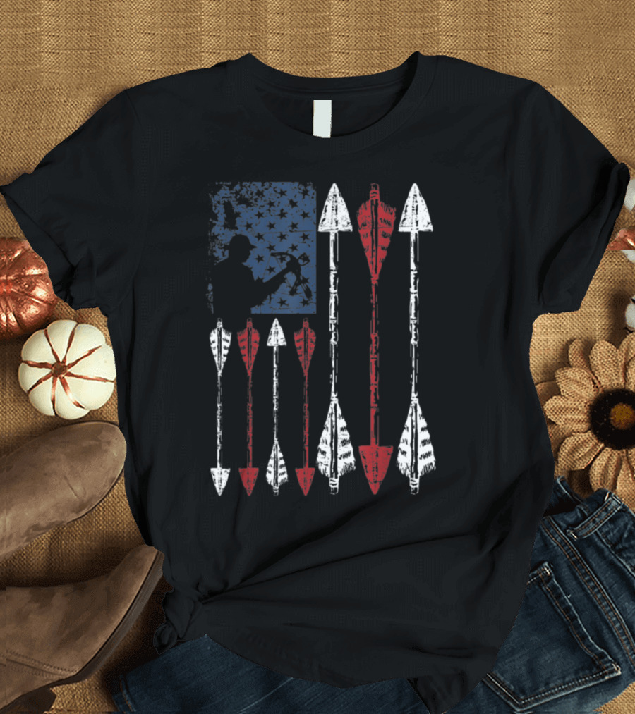 Patriotic Archery Hunting Bow Hunter American Flag Arrows T-Shirt