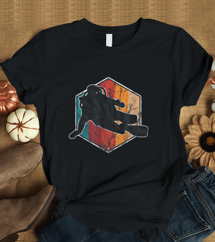 Awesome Scuba Diving Diver Silhouette Vintage Retro Hexagon T-Shirt