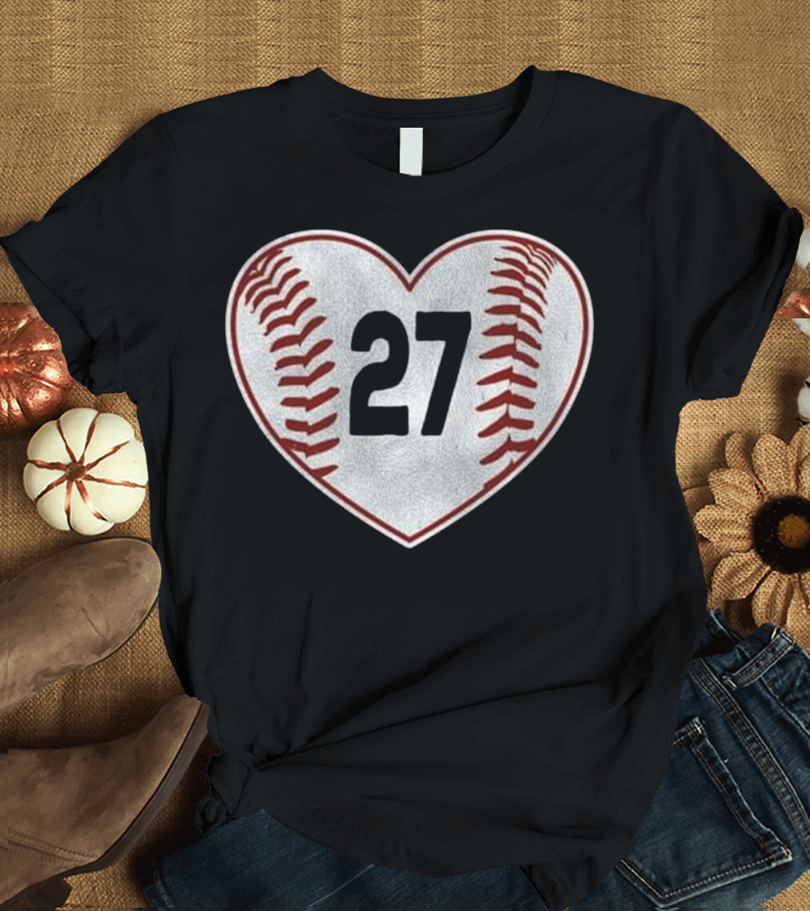 Vintage Baseball Heart 27 Distressed Mom T-Shirt