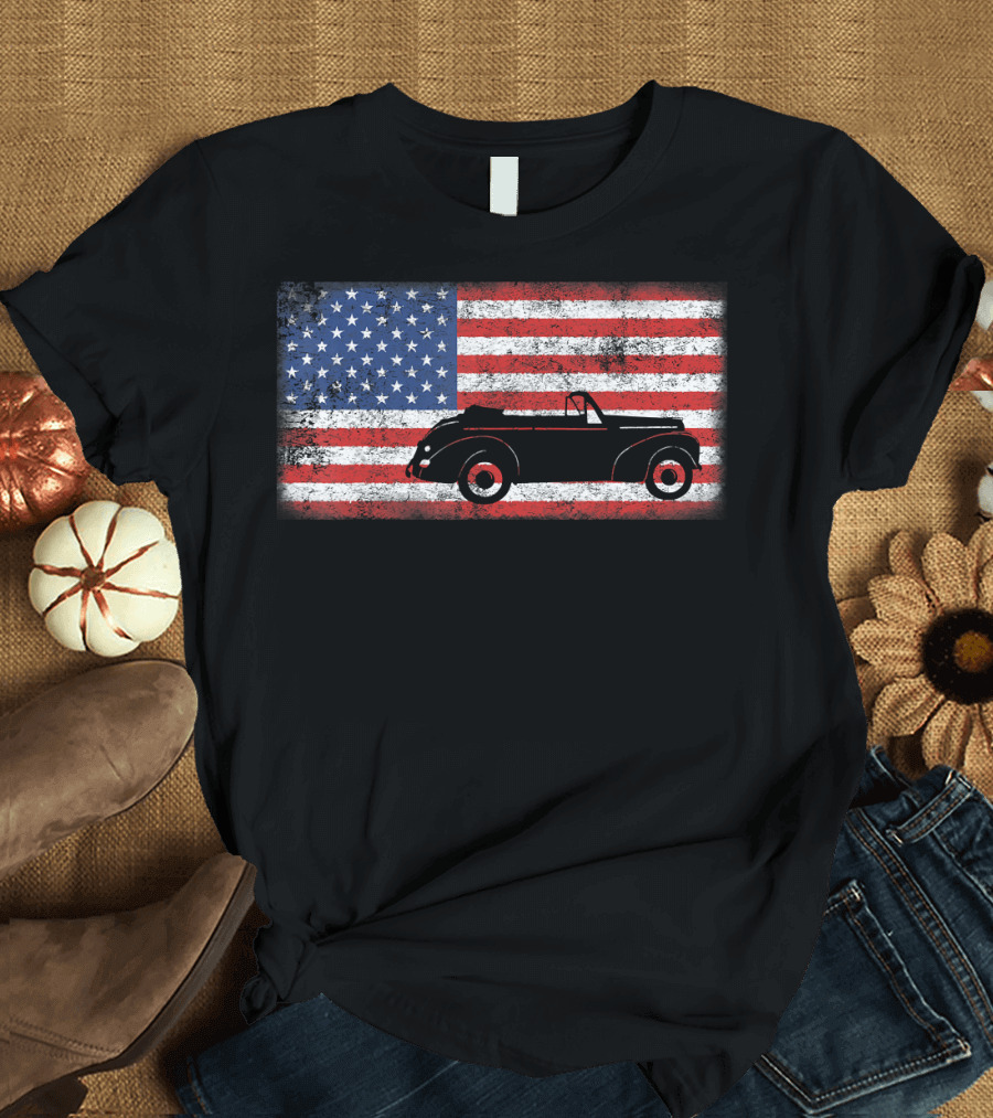Vintage Retro American Flag Roadster Convertible Nostalgia T-Shirt