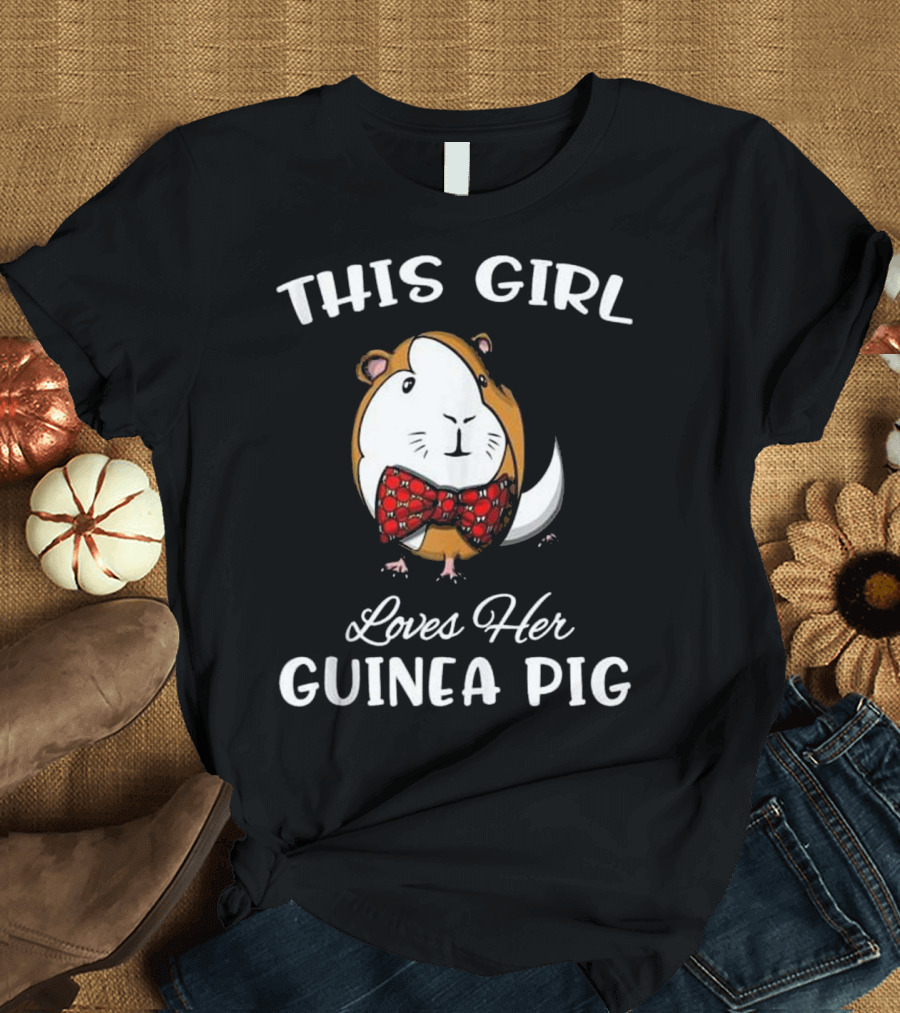 This Girl Loves Her Guinea Pig Cute Pet with Bow Tie T-Shirt