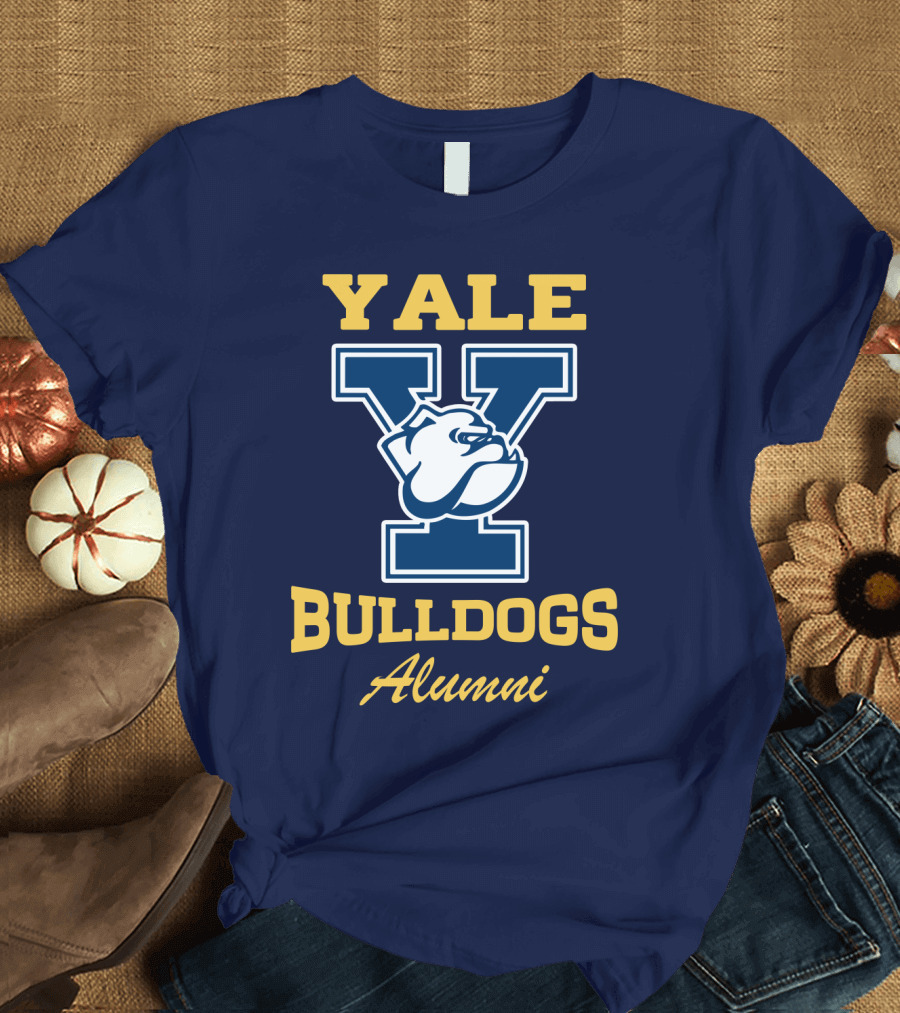 YALE BULLDOGS ALUMNI T-Shirt