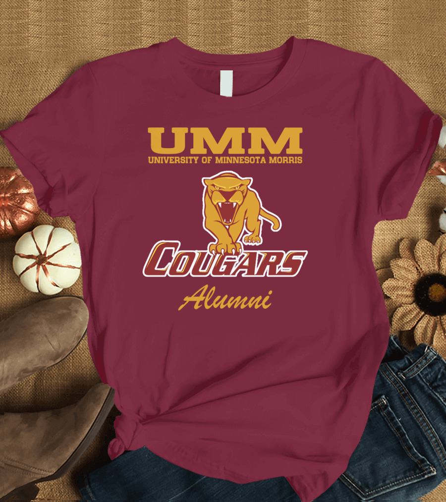 UMM University of Minnesota Morris Cougars Alumni T-Shirt