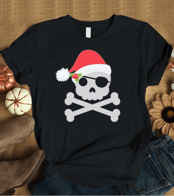 T-Shirt: Pirate Santa Skull and Crossbones with Santa Hat and Eye Patch T-Shirt Pirate Santa Skull and Crossbones with Santa Hat and Eye Patch T-Shirt