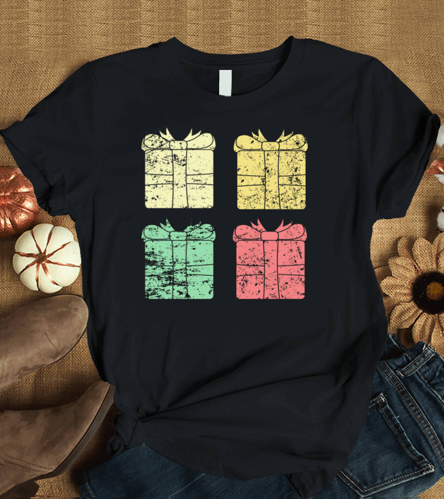 4 Distressed Retro Christmas Gift Boxes T-Shirt