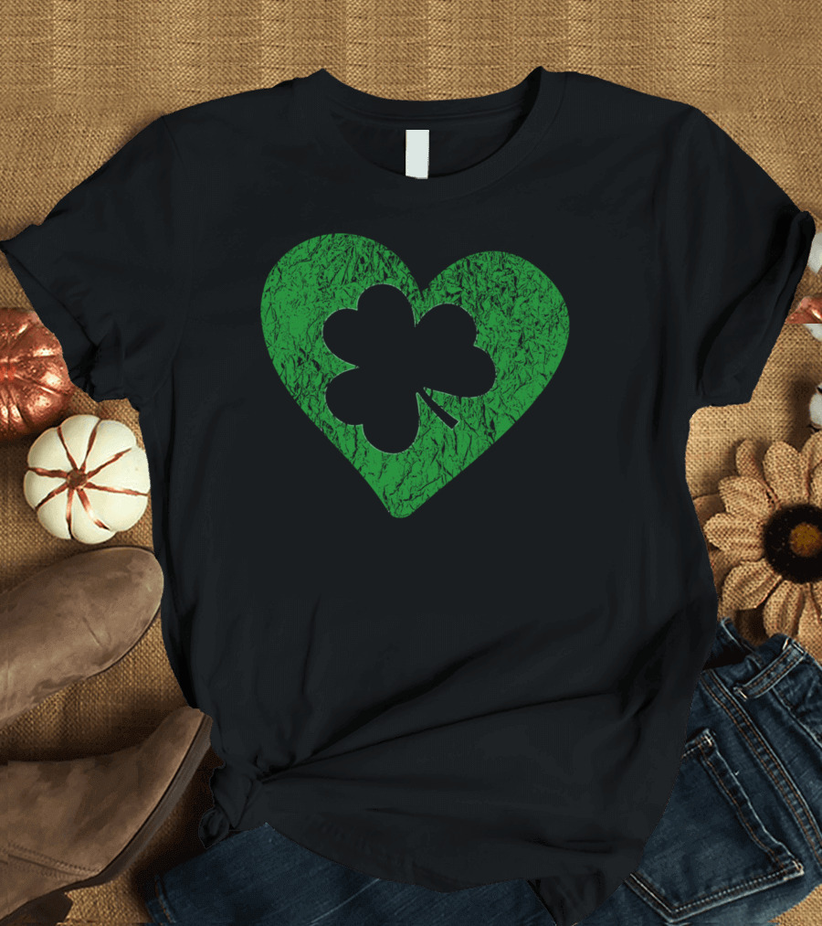 Shamrock Heart St Patrick's Day Cute Green T-Shirt