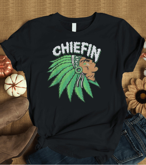 T-Shirt: Chiefin Weed Lovers Saint Patrick's Day Irish Funny T-Shirt Chiefin Weed Lovers Saint Patrick's Day Irish Funny T-Shirt