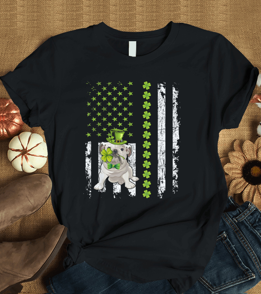 Vintage St. Patrick's Day English Bulldog with Shamrock and Hat T-Shirt