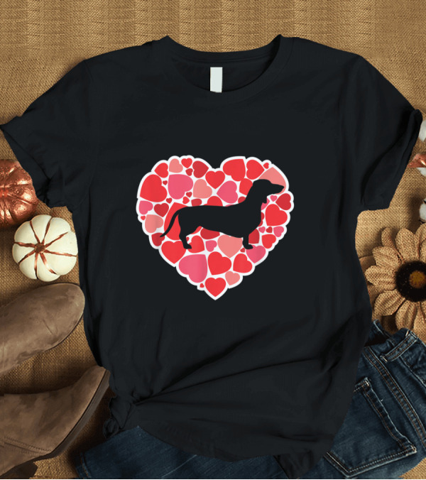 T-Shirt: Dachshund Silhouette Love Heart Pattern for Dog Lovers T-Shirt Dachshund Silhouette Love Heart Pattern for Dog Lovers T-Shirt
