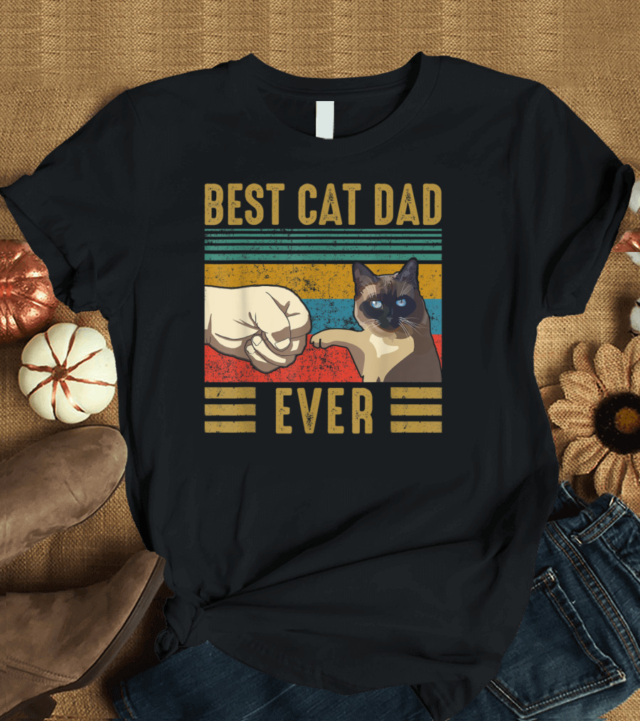 BEST CAT DAD EVER Retro Vintage Fist Bump Cat T-Shirt