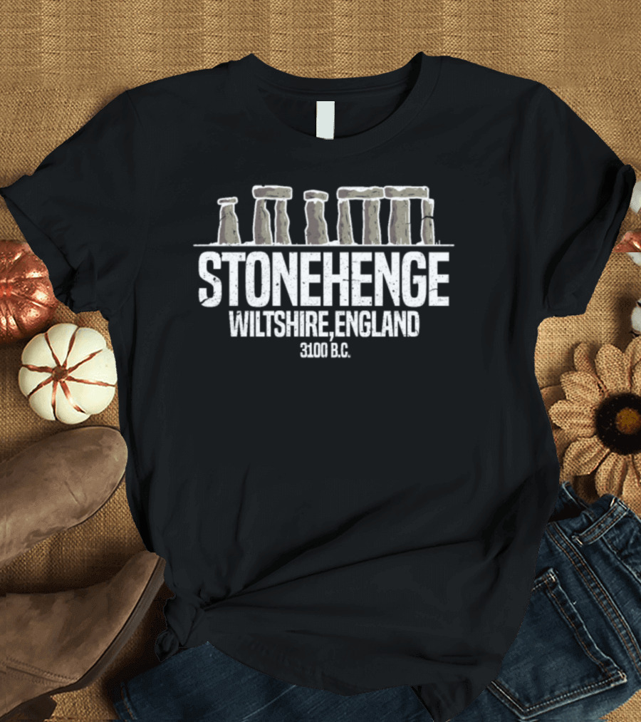 Stonehenge Wiltshire England 3100 B.C T-Shirt