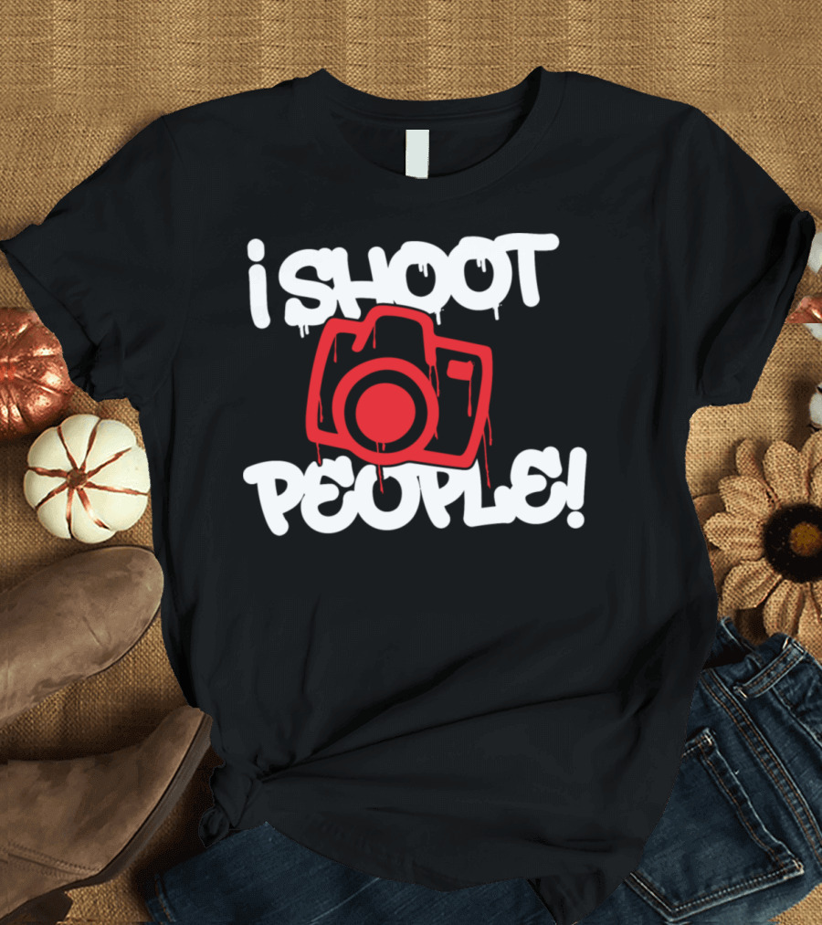 Photographer I Shoot People Red Camera T-Shirt