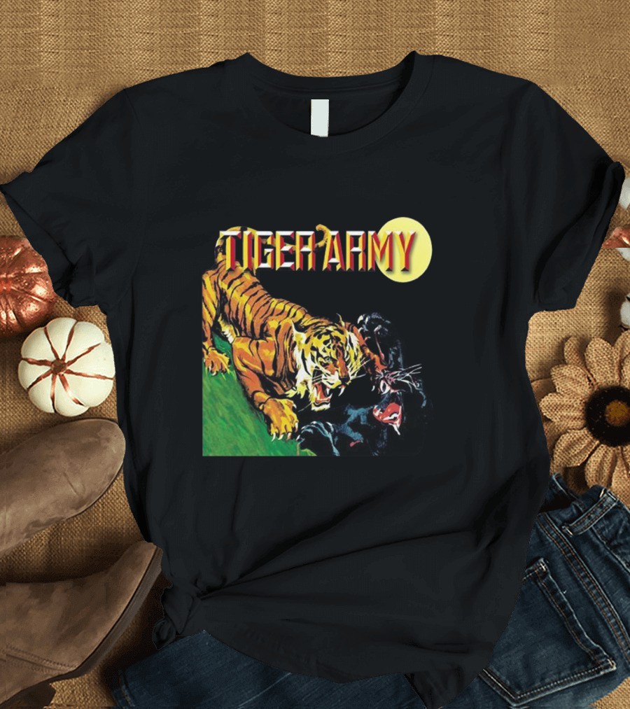 Tiger Army Matta Men Tiger and Panther Fight Scene T-Shirt
