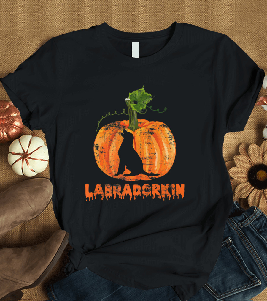 Labradrkin Silhouette in Pumpkin Art with Labrador and Leaf Elements T-Shirt