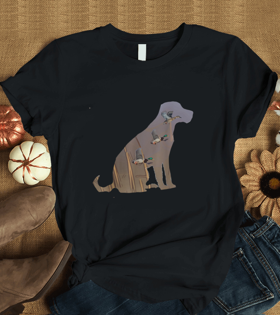 Labrador Retriever Silhouette with Flying Ducks and Reeds T-Shirt