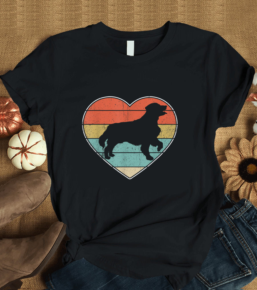 Retro Golden Retriever Heart Silhouette with Vintage Stripes T-Shirt