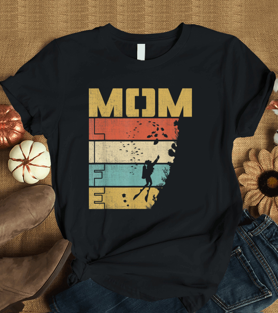Retro Vintage Scuba Diving Mom Life Multicolor Stripes T-Shirt
