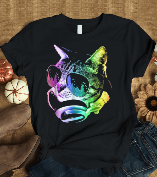 T-Shirt: Rainbow Headphones Cat with DJ Glasses Music Equalizer T-Shirt Rainbow Headphones Cat with DJ Glasses Music Equalizer T-Shirt