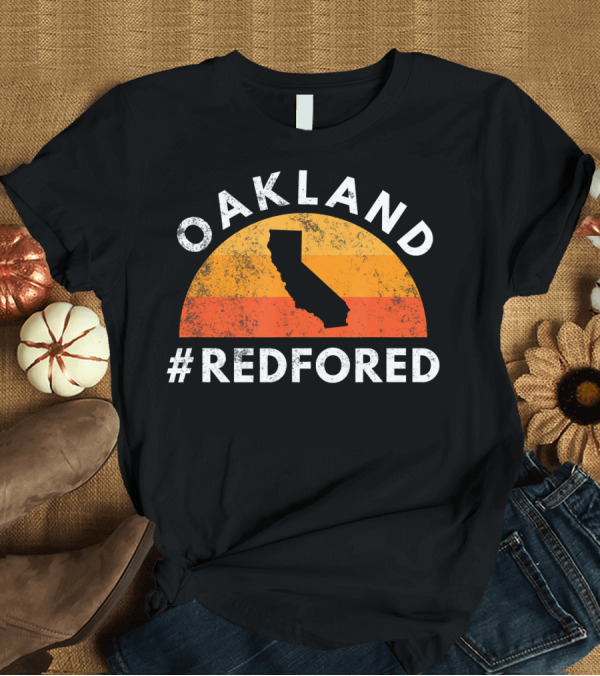 T-Shirt: Oakland California #RedForEd Sunset California Outline T-Shirt Oakland California #RedForEd Sunset California Outline T-Shirt