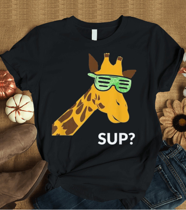 T-Shirt: Giraffe Sup Funny Zoo Lovers Cool Green Sunglasses T-Shirt Giraffe Sup Funny Zoo Lovers Cool Green Sunglasses T-Shirt