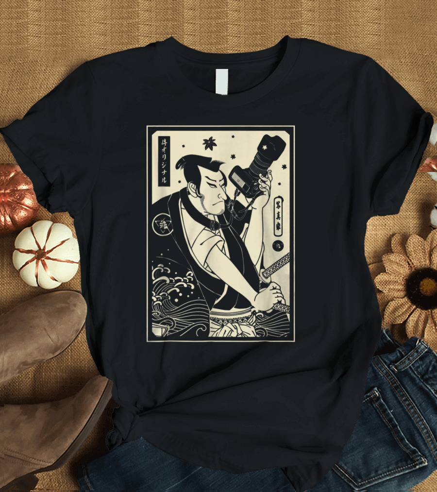 Samurai Photographer Japanese Ukiyo-e Style Camera Warrior T-Shirt