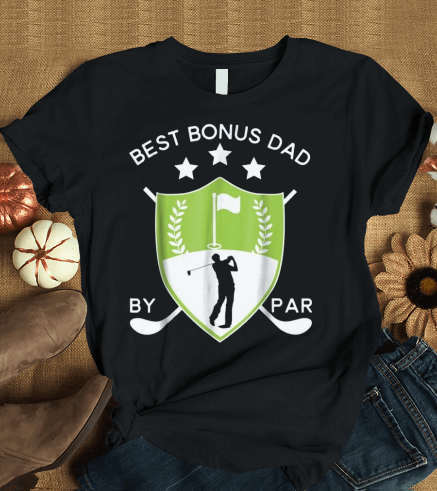 Best Bonus Dad Golf Shield with Stars and Clubs Golfer T-Shirt