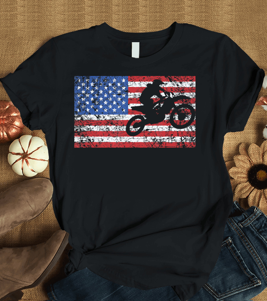 Cool Dirt Bike American Flag Rider Silhouette Motocross USA T-Shirt