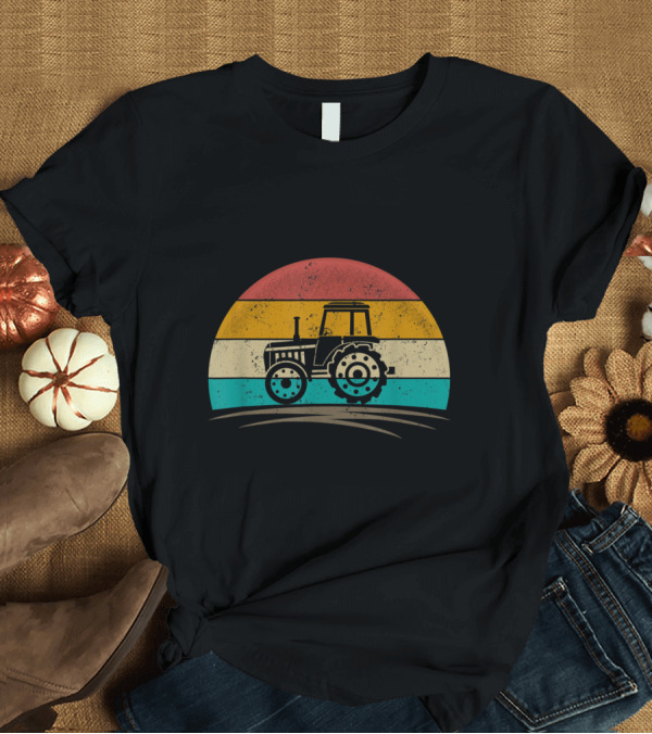 T-Shirt: Vintage Tractor Ranch Sunset 70s T-Shirt Vintage Tractor Ranch Sunset 70s T-Shirt