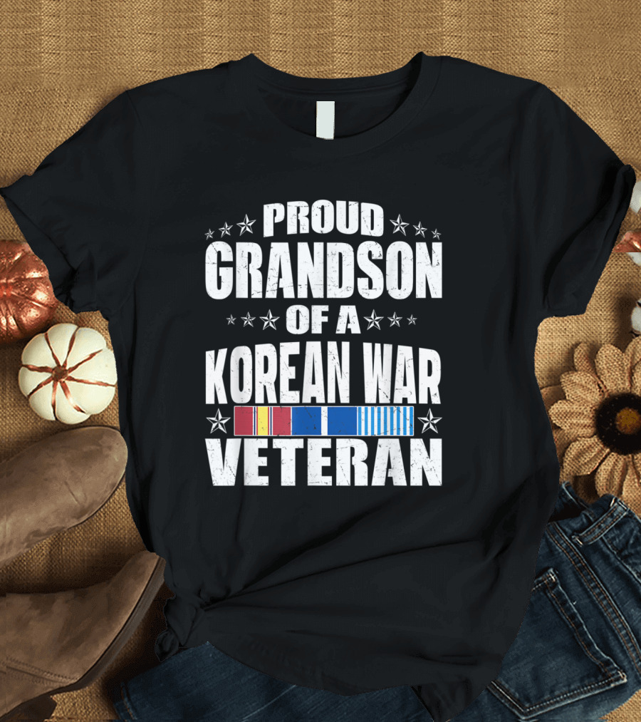 Proud Grandson Of A Korean War Veteran With Medal Stars T-Shirt