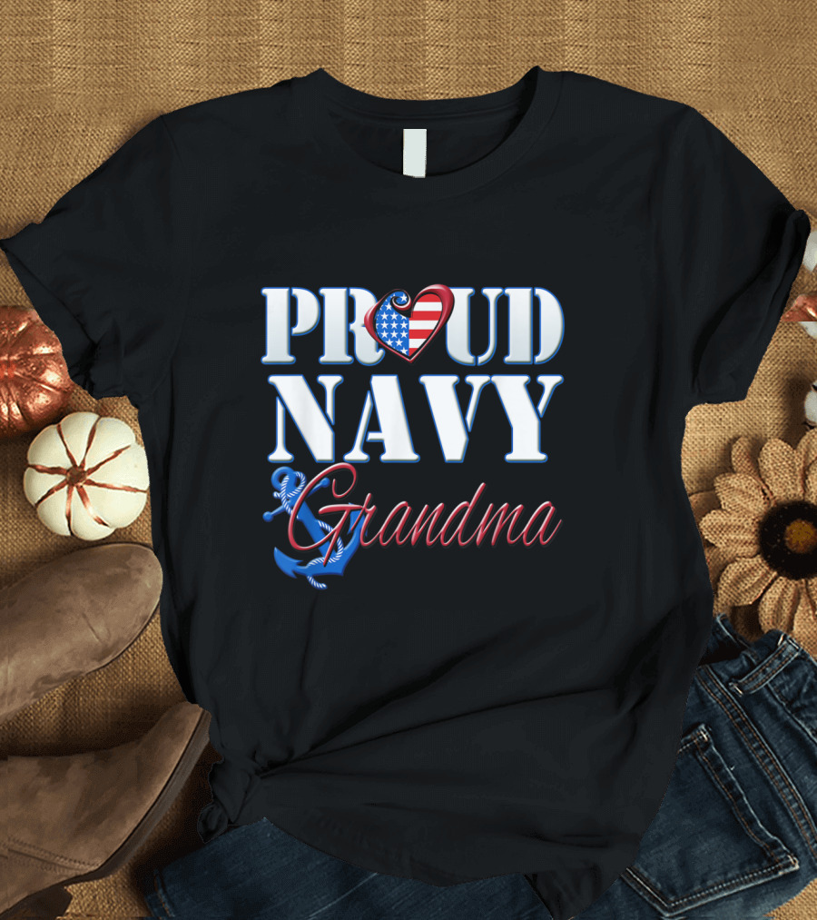 Proud Navy Grandma American Heart USA T-Shirt