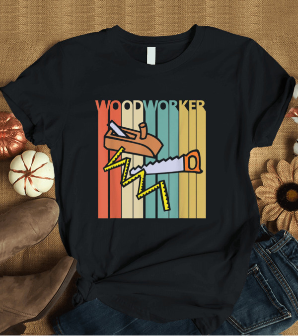 T-Shirt: Woodworker Vintage Carpenter Saw and Plane Retro Stripes T-Shirt Woodworker Vintage Carpenter Saw and Plane Retro Stripes T-Shirt
