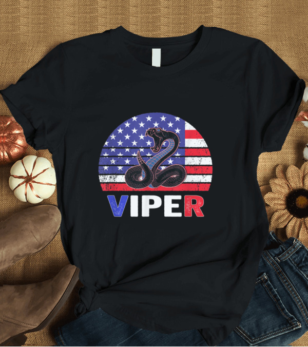 T-Shirt: Viper USA Snake American Flag Stars Stripes Fourth of July T-Shirt Viper USA Snake American Flag Stars Stripes Fourth of July T-Shirt