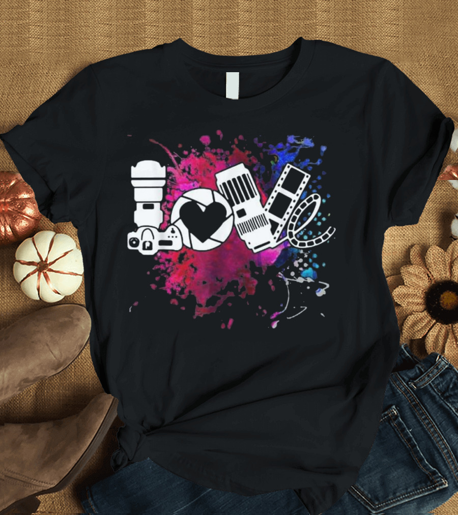 LOVE Photography Camera Lens Film Splash T-Shirt