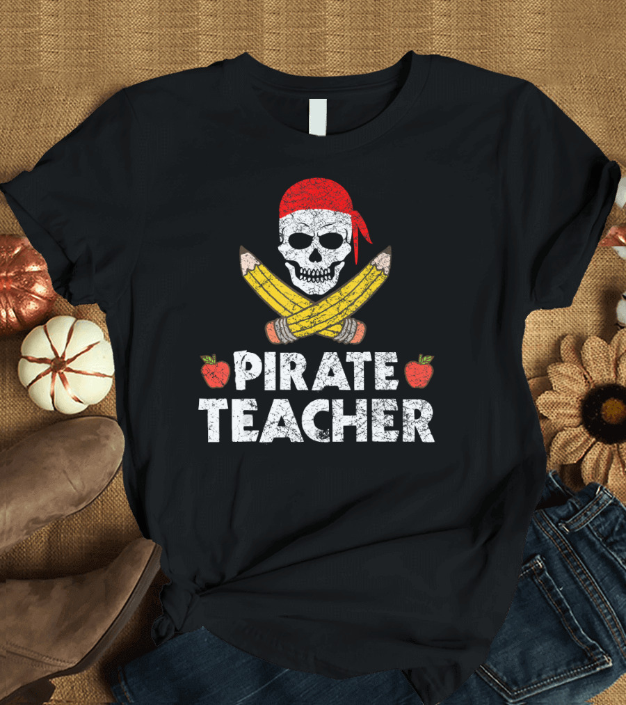 Pirate Teacher Skull with Crossed Pencils and Apples T-Shirt