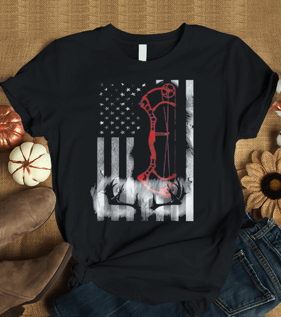 US Flag Bow Deer Hunting Hunter T-Shirt