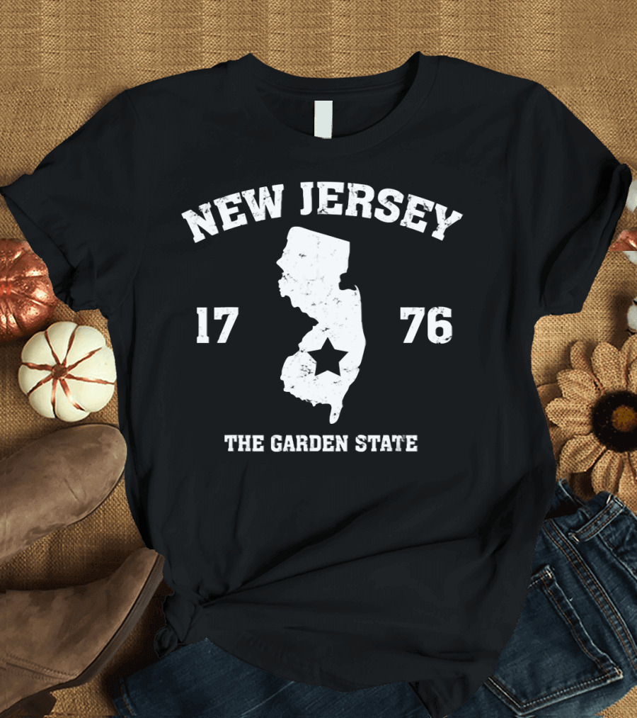 New Jersey 1776 The Garden State Vintage Map and Star T-Shirt