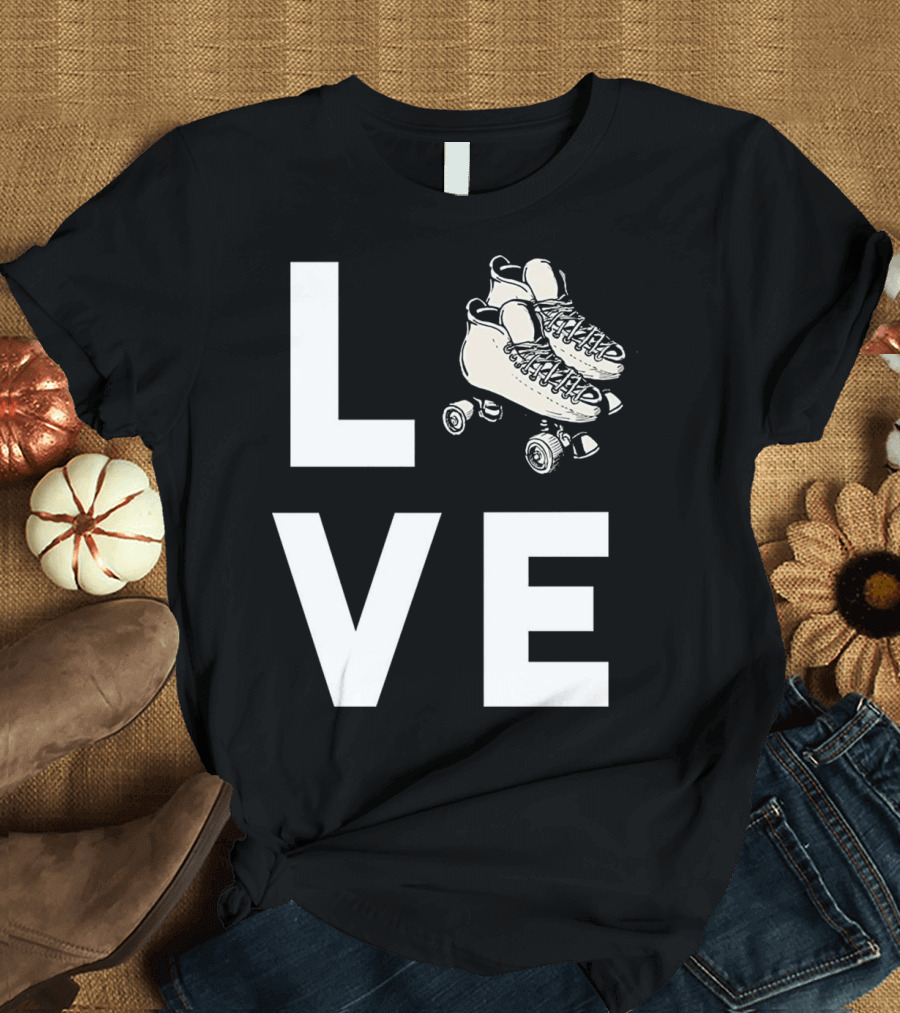 Cute Roller Derby I Love Roller Skates Vintage Style Retro Love Skating T-Shirt