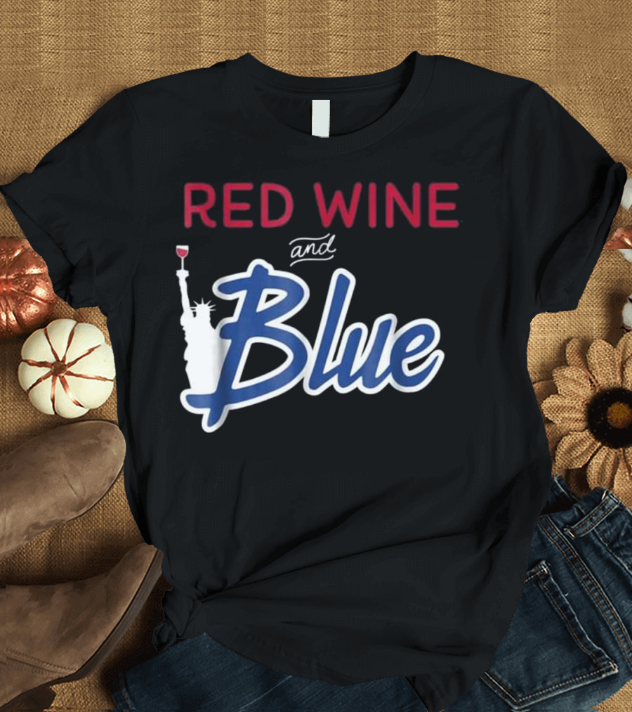 Red Wine and Blue Statue of Liberty Holding Wine Glass T-Shirt
