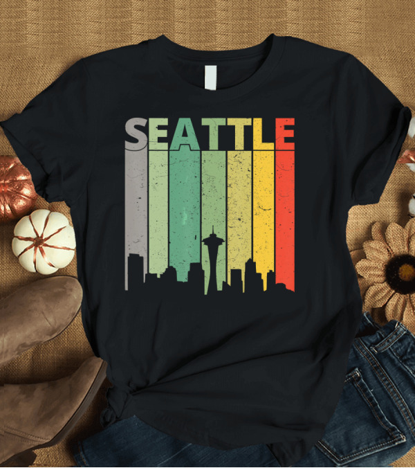 T-Shirt: Seattle 80's Vintage Retro Skyline T-Shirt Seattle 80's Vintage Retro Skyline T-Shirt