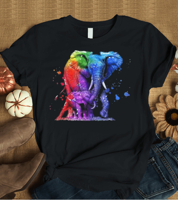 T-Shirt: Baby Elephant Mom Elephant Cute Colorful Wh T-Shirt Baby Elephant Mom Elephant Cute Colorful Wh T-Shirt