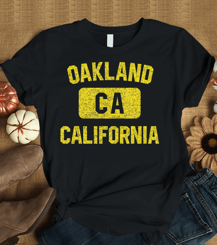 Oakland CA California Distressed Yellow Gym T-Shirt